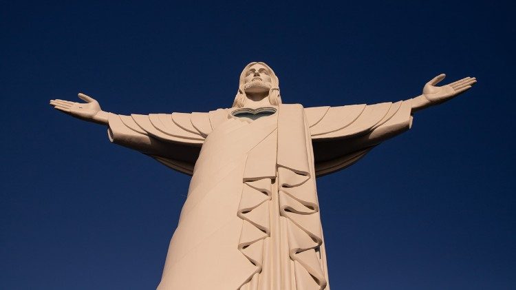 „Kristus Gynėjas“ (Cristo Protetor). Statula Enkantade, Brazilijoje 