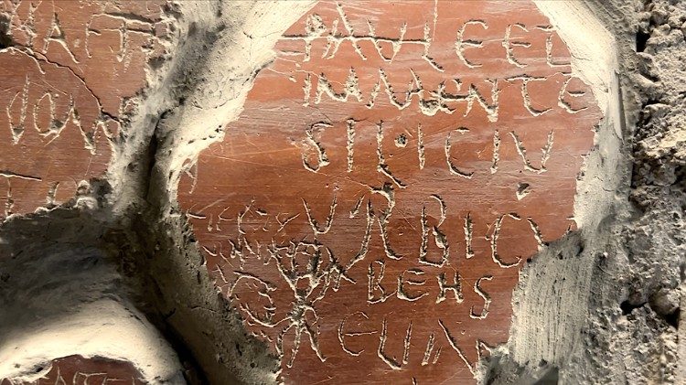 Los grafitos en la Triclia