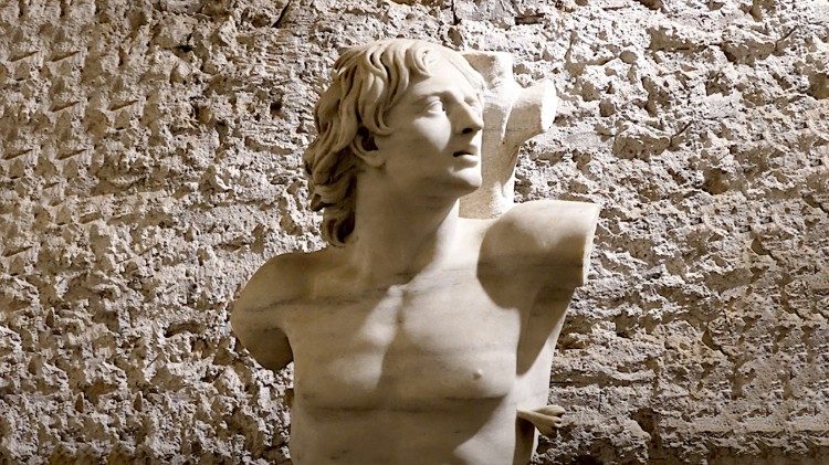 El busto de San Sebastián en la cripta dedicada a él en las catacumbas