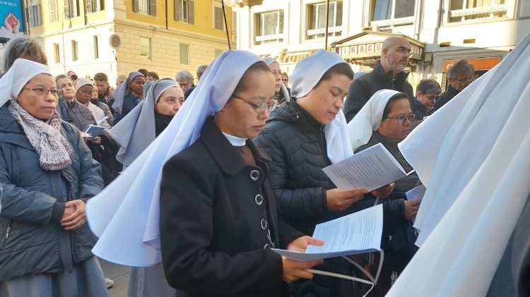 2025.04.11 via Crucis degli invisibili