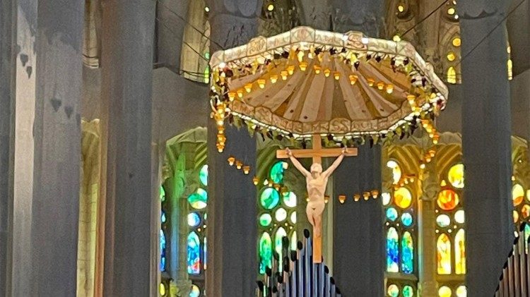 साग्रादा फ़मिलिया महागिरजाघऱ 