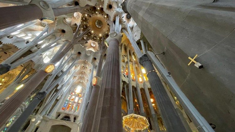 Un dettaglio interno della Basilica della Sagrada Familia
