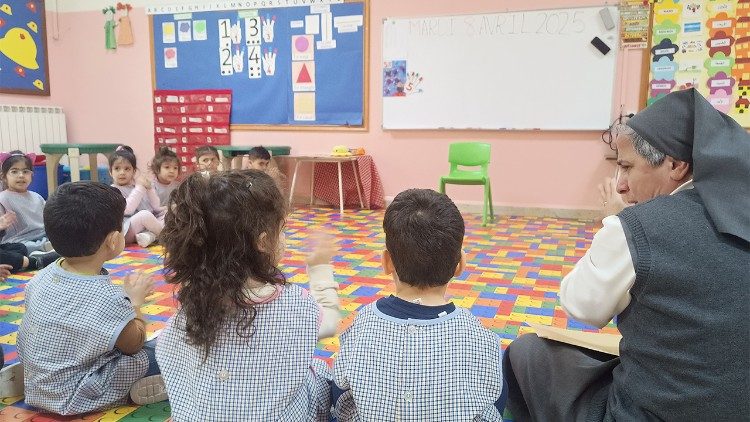 La scuola delle suore della carità di santa Giovanna Antida Thouret a Baabda, Beirut