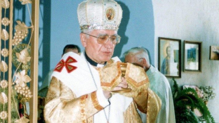 2025.04.16 14756-Bishop Stojanov celebrated the Holy Liturgy on the occasion of the 20th anniversary of the repose of Monsignor Joachim Herbut