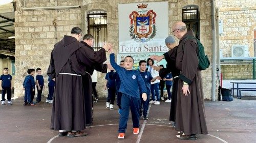 Sexta-feira Santa &eacute; dia de doa&ccedil;&atilde;o &agrave; Coleta da Terra Santa, sinal concreto pela paz
