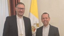 Отець Лука Бовіо зустрічається з Апостольським нунцієм в Україні архиєпископом В. Кульбокасом