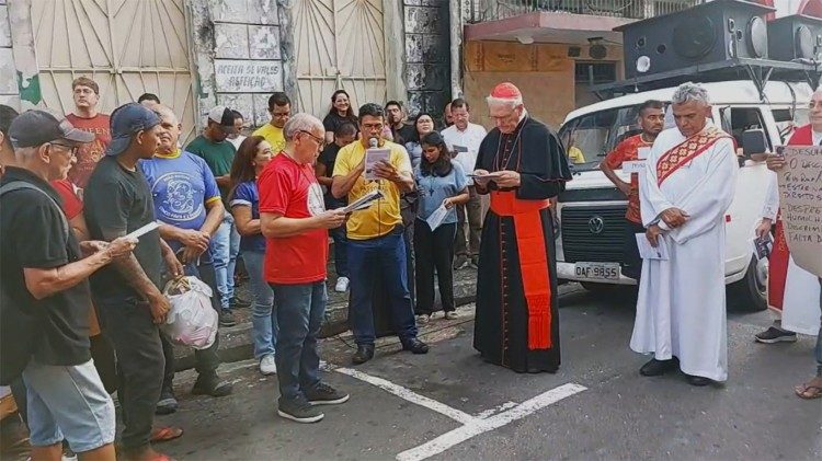 Igreja de Manaus: Via-Sacra com a popula&ccedil;&atilde;o em situa&ccedil;&atilde;o de rua