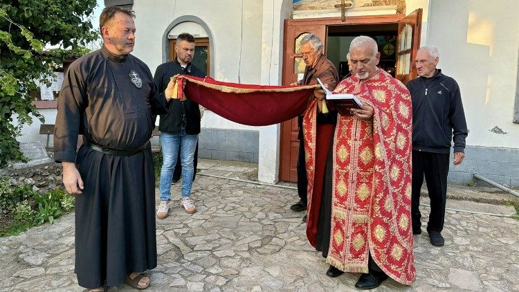 Страстната седмица в Никополската епархия