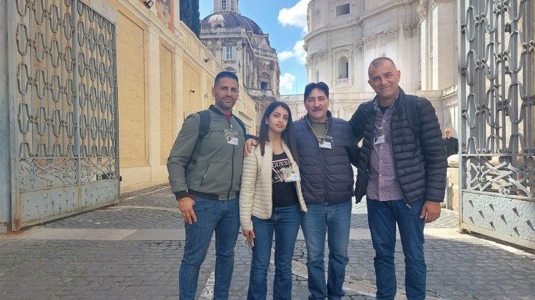 Bartolo, il terzo a destra, Francesco, il quarto