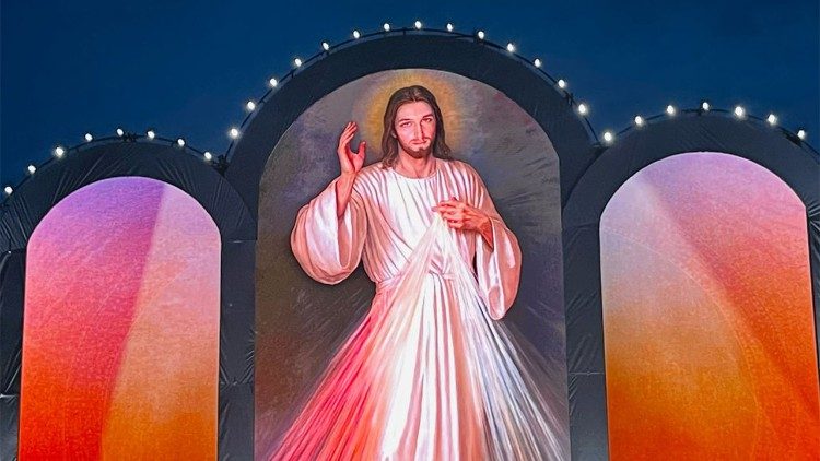 W wigilię Święta Miłosierdzia Bożego z Łagiewnik na sześć kontynentów popłynęła Symfonia Miłosierdzia