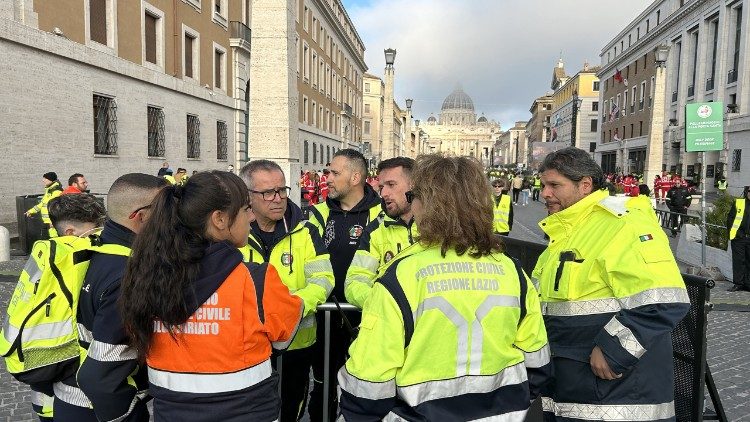 I volontari a servizi dei fedeli