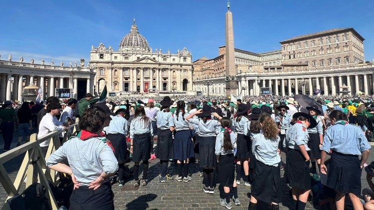 Les adolescents présents lors de la deuxième Novemdiales du 27 avril 2025. 