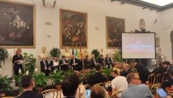 Presentación en el Vaticano del recorrido del Giro de Italia 2025 