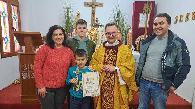 Първо причастие в Габрово