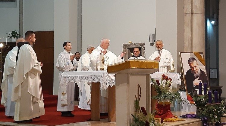 U crkvi Gospe Lurdske u Rijeci 44. obljetnica smrti fra Ante Tomičića