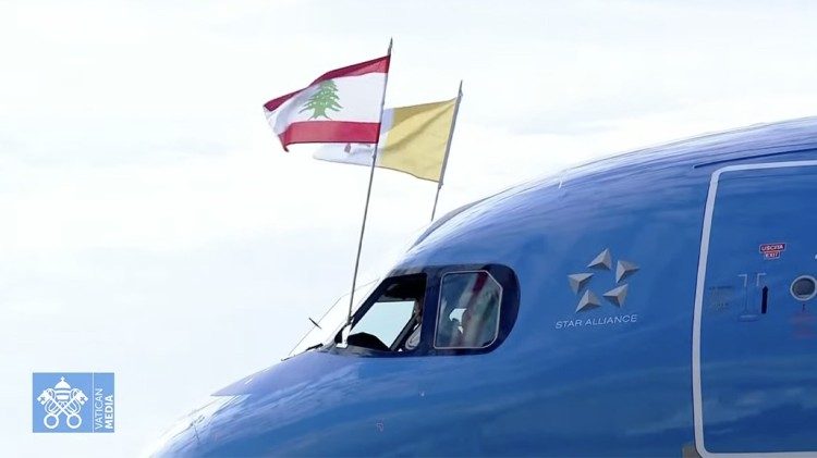 Der Papsflieger ist gegen 16 Uhr am Dienstagnachmittag in Rom gelandet