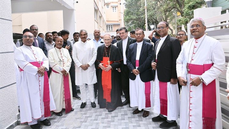 ಪೋಪ್ ಫ್ರಾನ್ಸಿಸ್ ವಲಸಿಗರ ಕೇಂದ್ರದ ಉದ್ಘಾಟನೆ