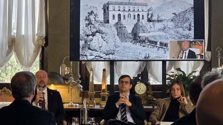 Un momento della presentazione del libro "Desiderio di Roma" (Il Mulino)