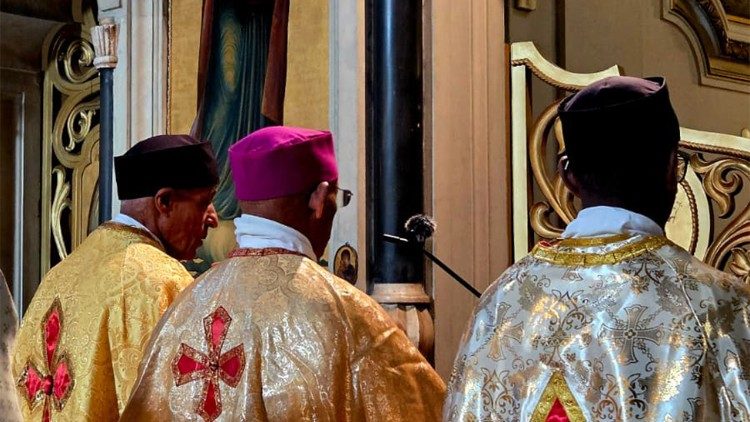 መሥዋዕተ ቅዳሴ ኣብ ደበረ ቅዱስ ኣንጦንዮስ ገዳመ ሩሲኩም