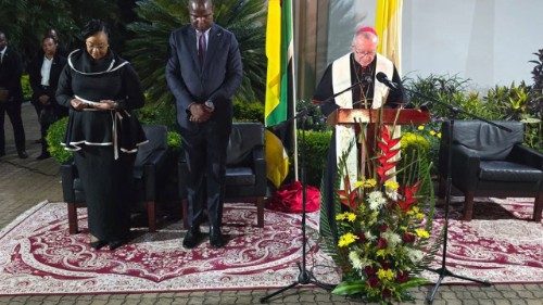 Parolin: Juntos por um Mo&ccedil;ambique mais humano e solid&aacute;rio