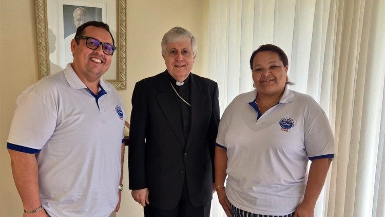 Márcio José da Silva, o núncio dom Giambattista e Elisabete Maria Castro