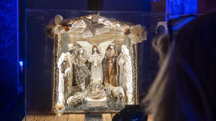 Presépio feito por artesã brasileira é exposto no Vaticano. Foto: Solange Souza