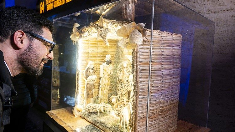 Presépio feito por artesã brasileira é exposto no Vaticano. Foto: Solange Souza 