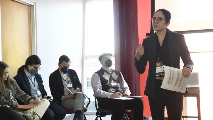 Entrevista a la investigadora Consuelo Amat de la John Hopkings University, ponente en uno de los seminarios del Instituto Católico por la Noviolencia