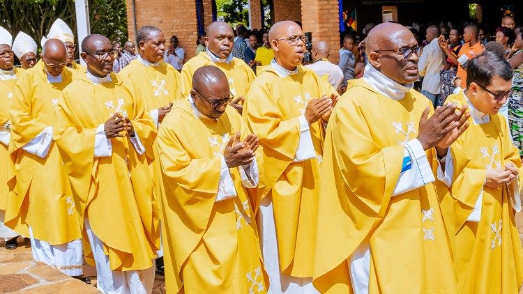 Procession d'entrée lors de la célébration 