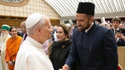 Marwan Gill  com o Papa Leão XIV.