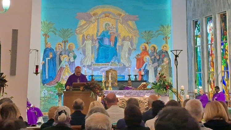 2025.12.16 Il cardinale Parolin all’Istituto Dermopatico dell’Immacolata