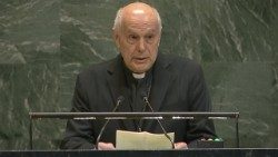 L'arcivescovo Gabriele Caccia, Nunzio Apostolico e Osservatore Permanente della Santa Sede presso le Nazioni Unite, è intervenuto ieri 17 dicembre a New York.