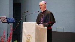 Nadbiskup Dražen Kutleša na prdbožićnom primanju (TUZGN)