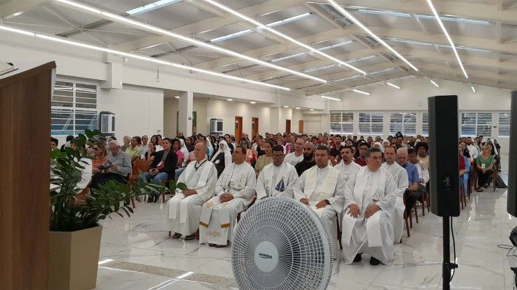 Celebra&ccedil;&atilde;o Eucar&iacute;stica no contexto do curso