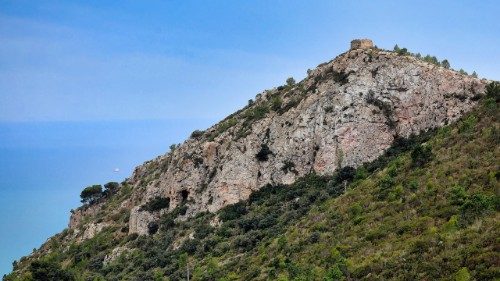 Psalm na dziś: B&oacute;g to skała, nie iluzja