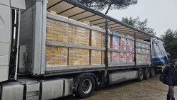 камионите с помощи за Украйна