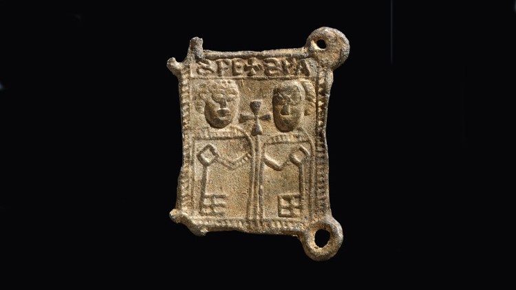 Insegna di pellegrino prodotta a Roma. XIII secolo (?), lega di piombo, British Museum, Londra