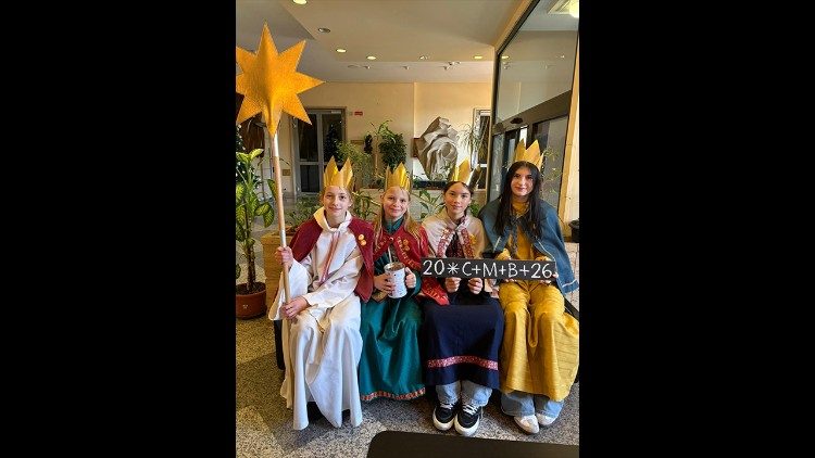 Zum Auftakt: Ein Besuch bei Vatican News in Rom