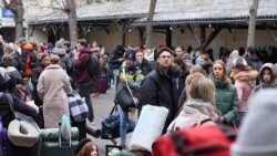 Українські паломники в Парижі