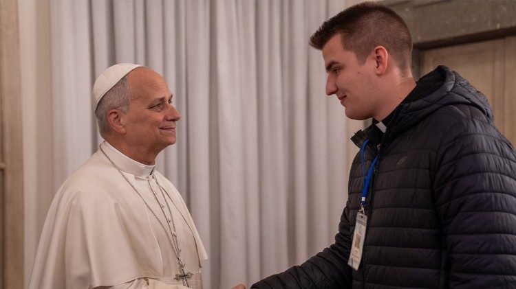 Papa akutana na wanachama Aafocolari( Mapadre na Waseminari)