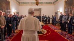 Leó pápa köszönti a Fokoláre mozgalom papjait és szeminaristáit Castel Gandolfóban