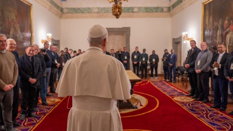 Leó pápa köszönti a Fokoláre mozgalom papjait és szeminaristáit Castel Gandolfóban