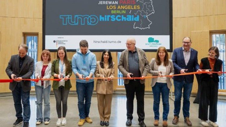 2025.02.08 Aperta nuova sede del Centro di tecnologia creativa Tumo in Germania