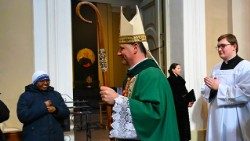 Kardinolas Rolandas Makrickas Vilniaus katedroje 2025 m. vasario 16 d.