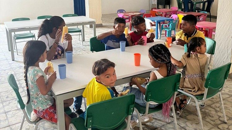 I bambini coinvolti nel progetto dei maristi (Provincia Marista di Norandina)