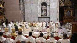 Askofu ni shuhuda, mtetezi na mtangazaji wa kweli za Kiinjili.