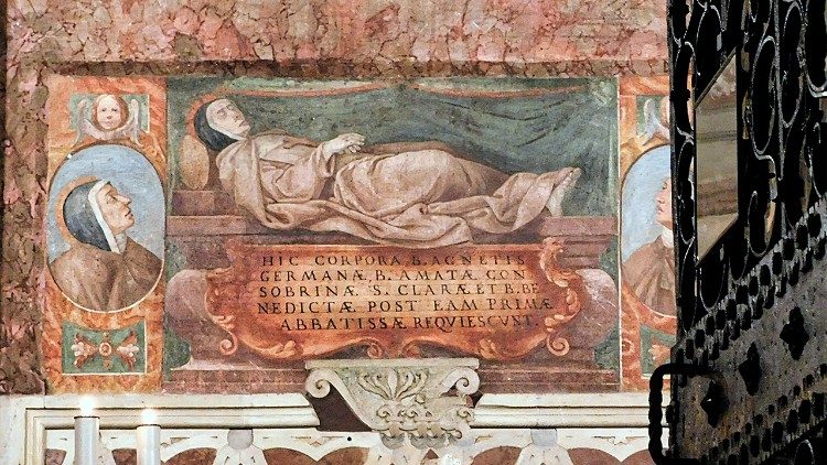 Svētīgās Amatas un sv. Klāras pirmo līdzgaitnieču kaps Asīzē