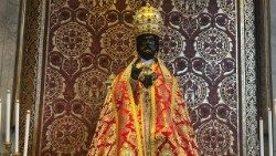 Po ucałowaniu figury św. Piotra Jan Kowalski ze Śląska odzyskał zdrowie