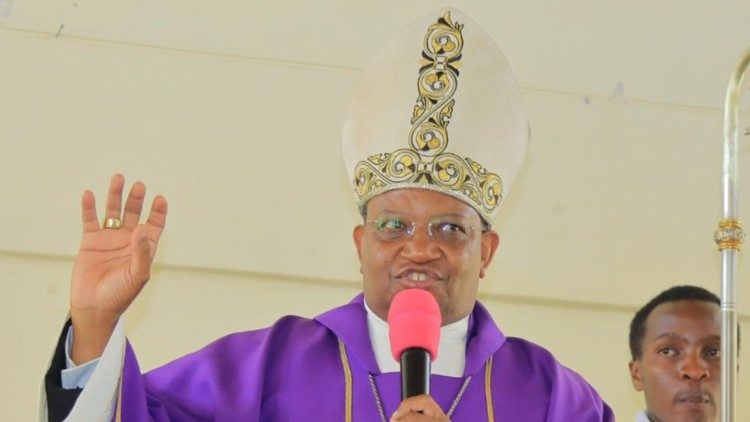 Dom Anthony Muheria, Arcebispo de Nyeri (Quénia )