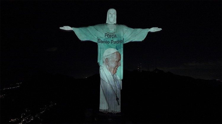Santuário Cristo Redentor presta homenagem de apoio ao Papa Francisco 